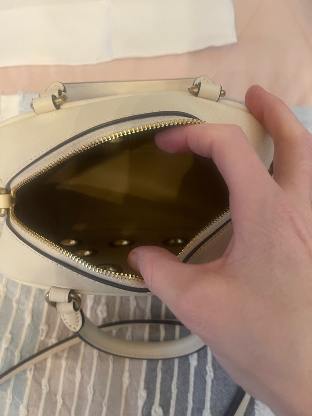 Coach Cream Leather Satchel mini  with Gold Grommets - Picture 15 of 16